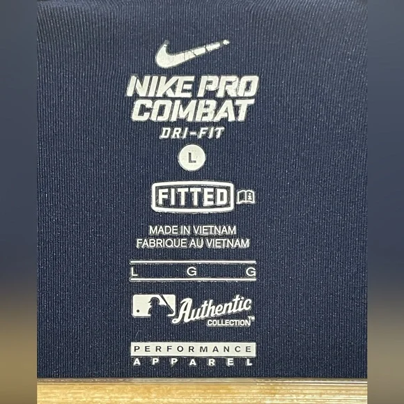 Nike Minnesota Twins Pro Combat Logo Tee - Picture 4 of 5